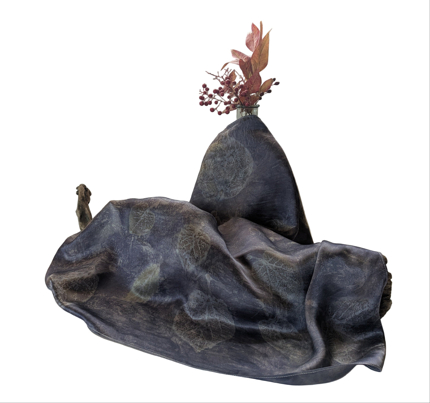 აბრეშუმის შარფი - სანდალოზი, იუდას ხე და ხავერდა