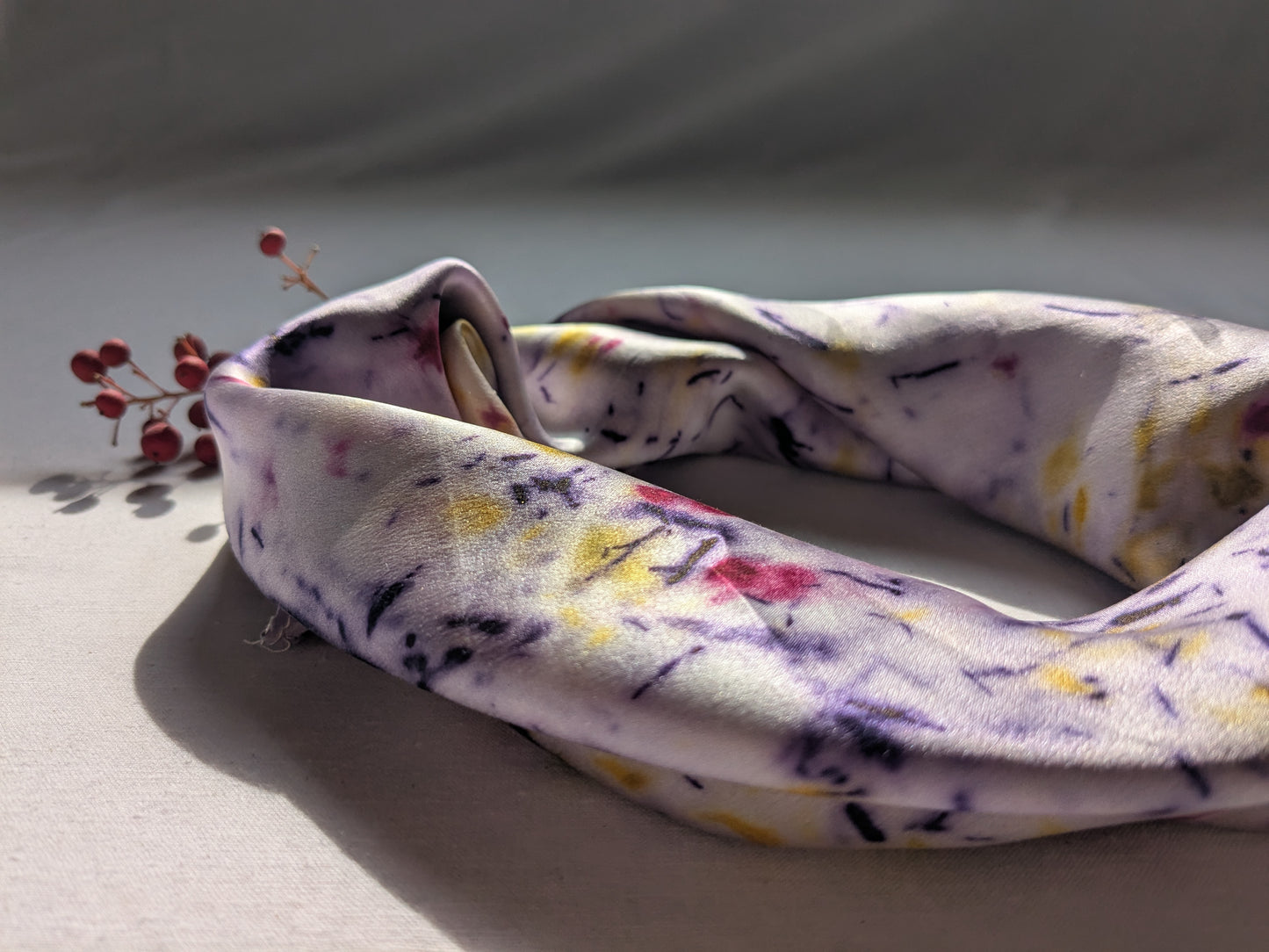 ნატურალური აბრეშუმი, სანდალოზი, კოშინელი და ხავერდა